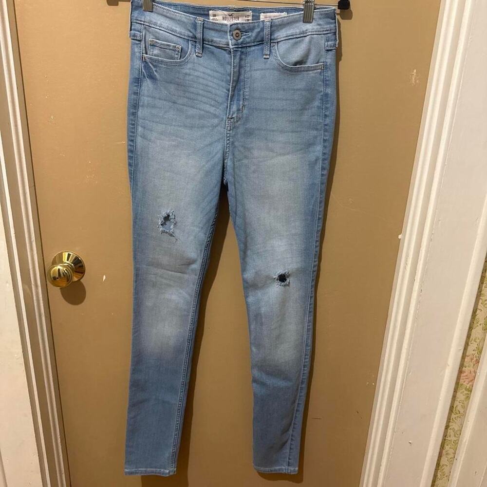 Hollister light wash skinny jeans